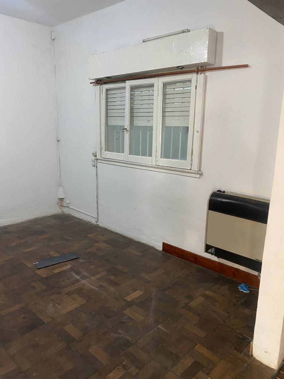 Oportunidad!! Casa en venta con departamento al fondo – Llavallol – Lomas de Zamora