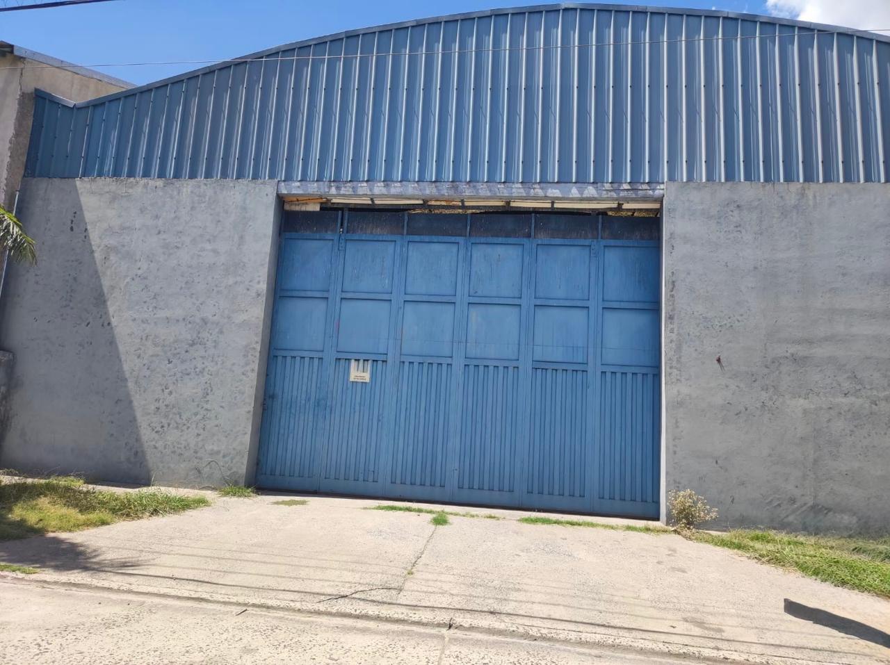 Galpon/Deposito en venta – Luis Guillon