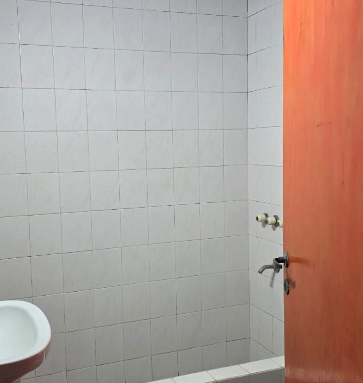 739