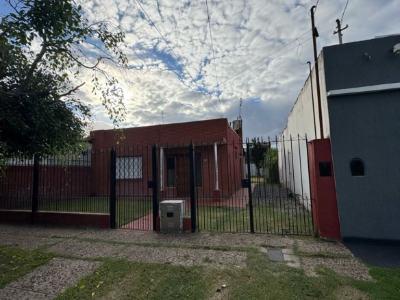Casa en venta – Malvinas Argentinas – Almirante Brown