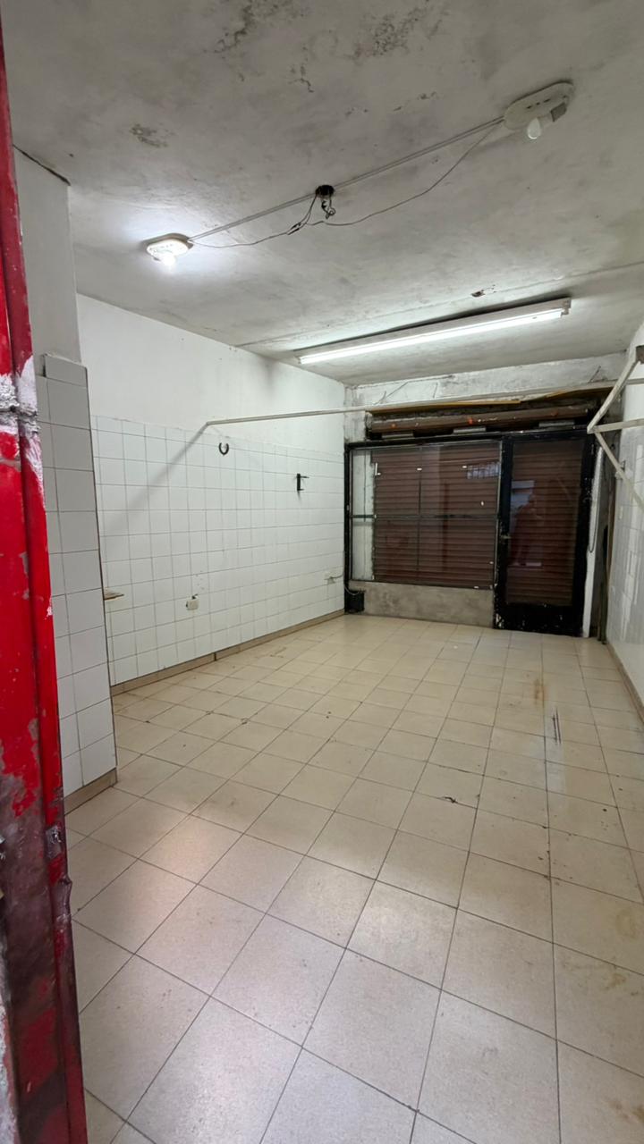 Local en alquiler – Adrogue – Almirante Brown