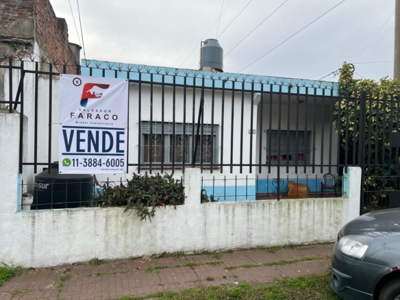 Casa en venta – Burzaco – Almirante Brown