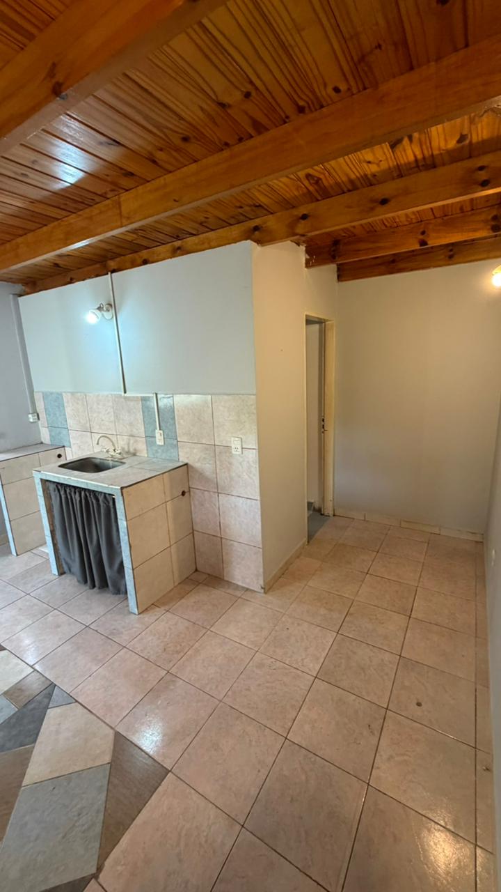 Departamento al fondo en alquiler – Loma Verde – Almirante Brown
