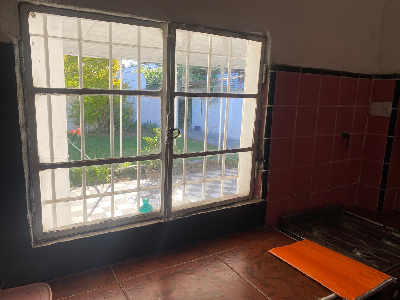 Oportunidad!! Casa en venta con departamento al fondo – Llavallol – Lomas de Zamora