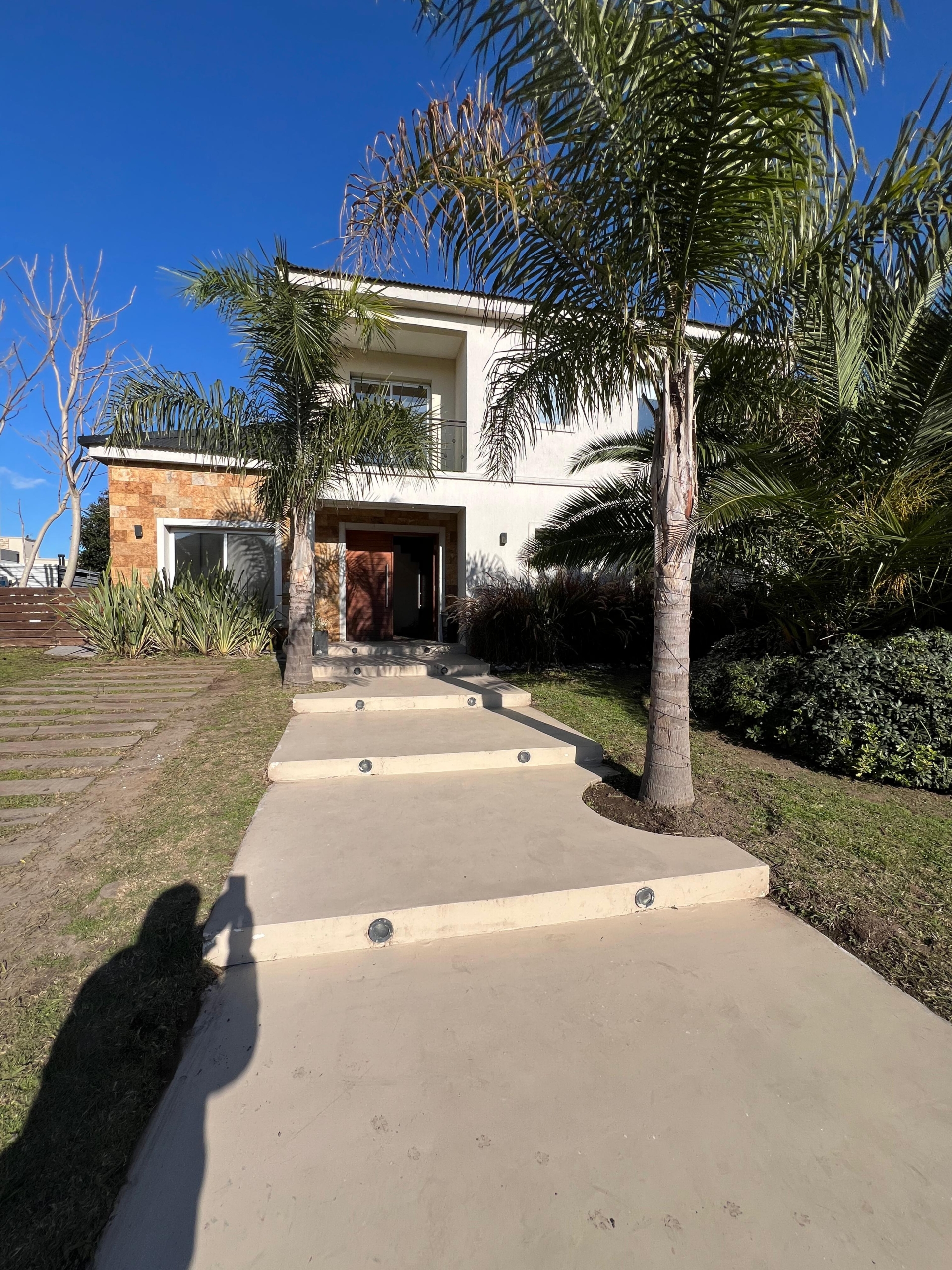 Casa en alquiler- san Vicente- ruta 58