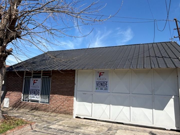 Oportunidad!! Casa en venta con departamento al fondo – Llavallol – Lomas de Zamora
