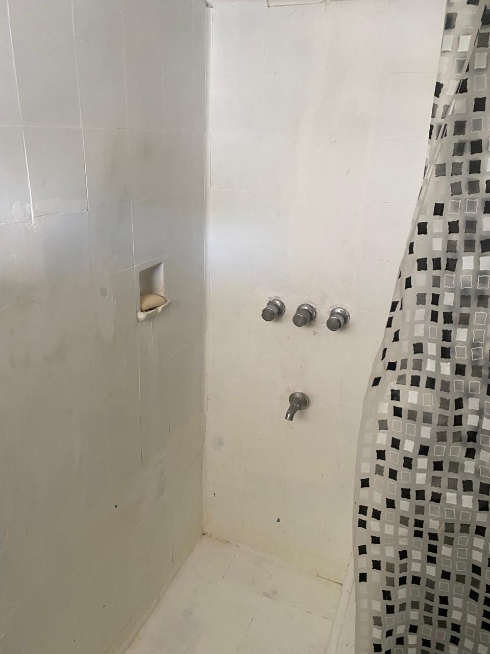 Oportunidad!! Casa en venta con departamento al fondo – Llavallol – Lomas de Zamora
