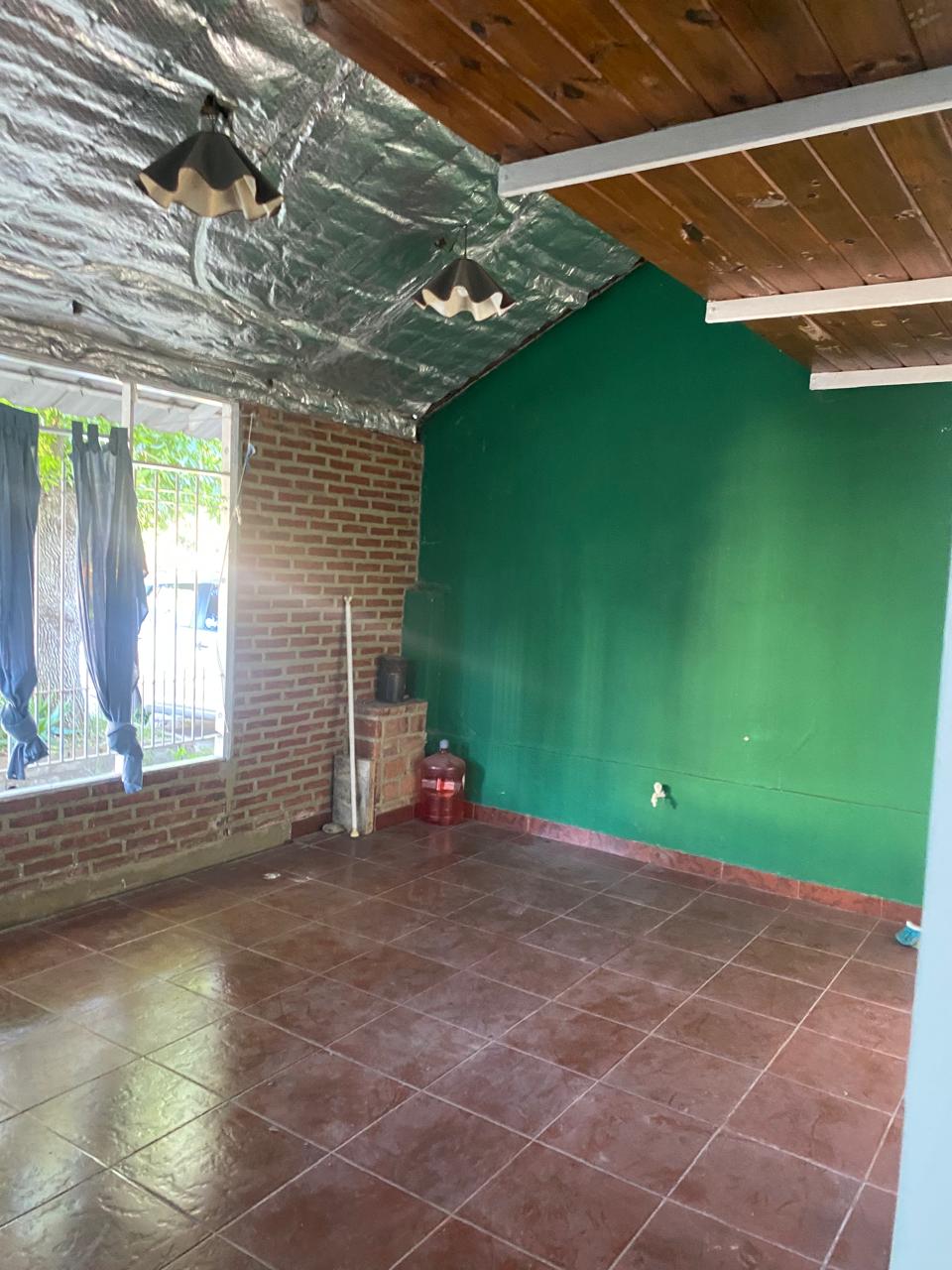 Oportunidad!! Casa en venta con departamento al fondo – Llavallol – Lomas de Zamora