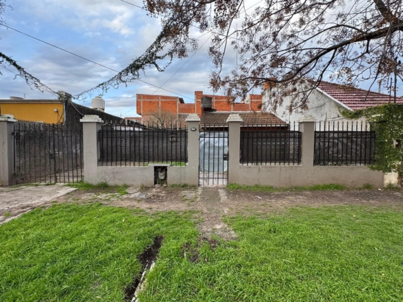 Casa en venta – Llavallol – Lomas de Zamora