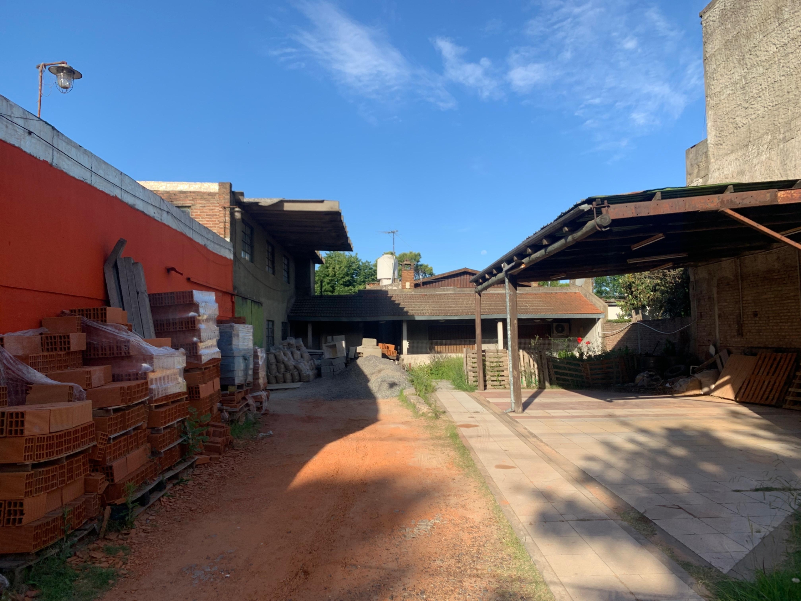 Galpon en venta – Burzaco – Almirante Brown