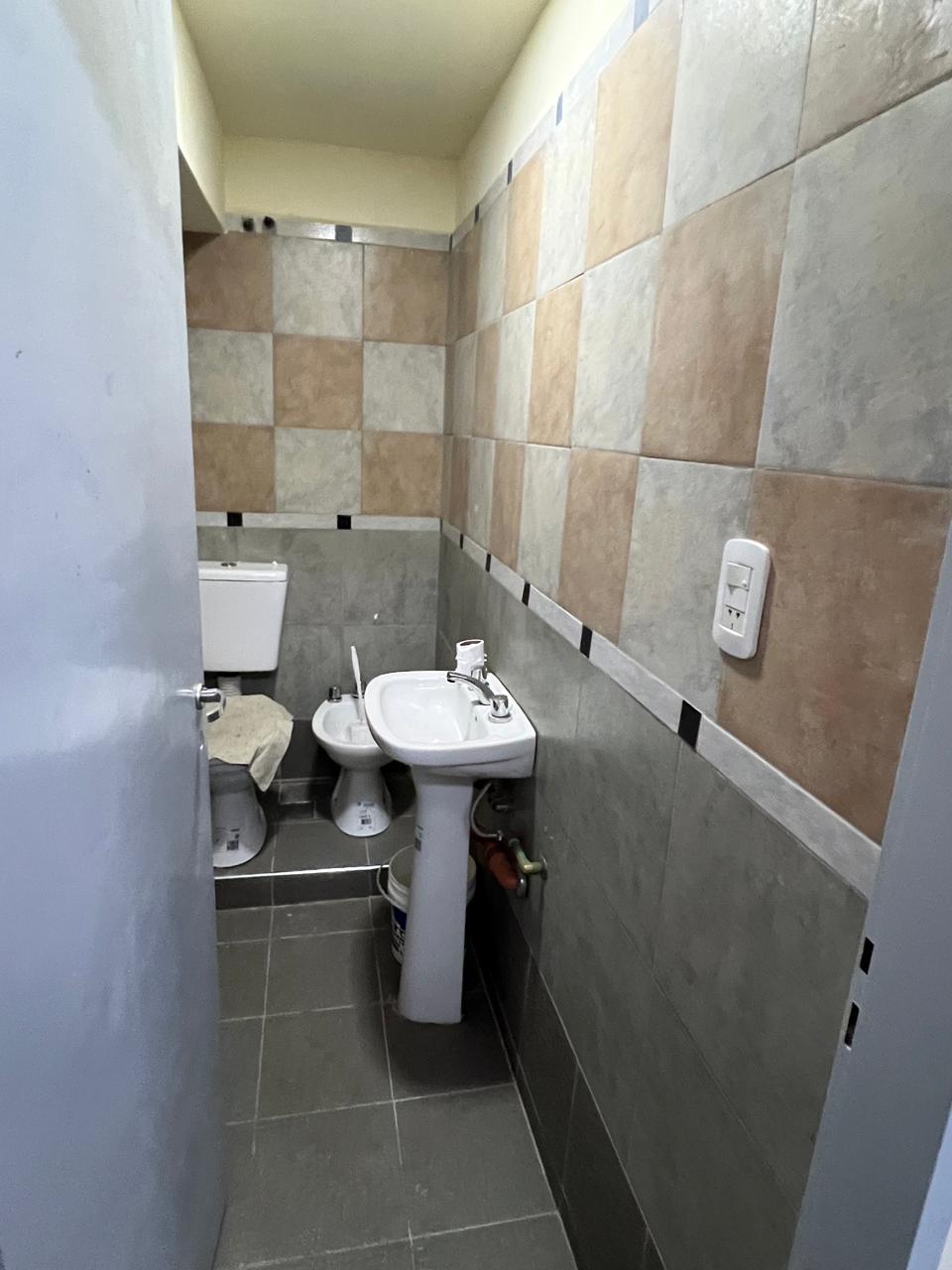 Departamento monoambiente en alquiler – Adrogue – Almirante Brown
