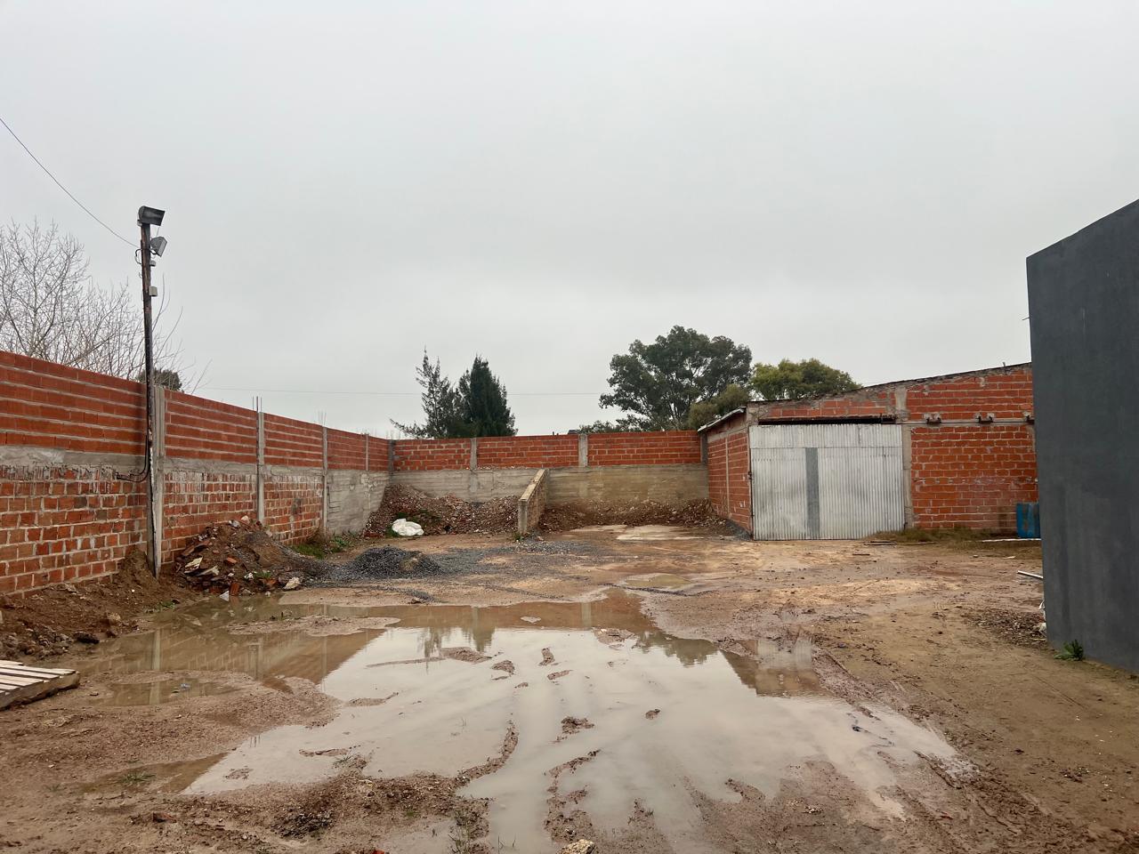 Local en alquiler – San Vicente –