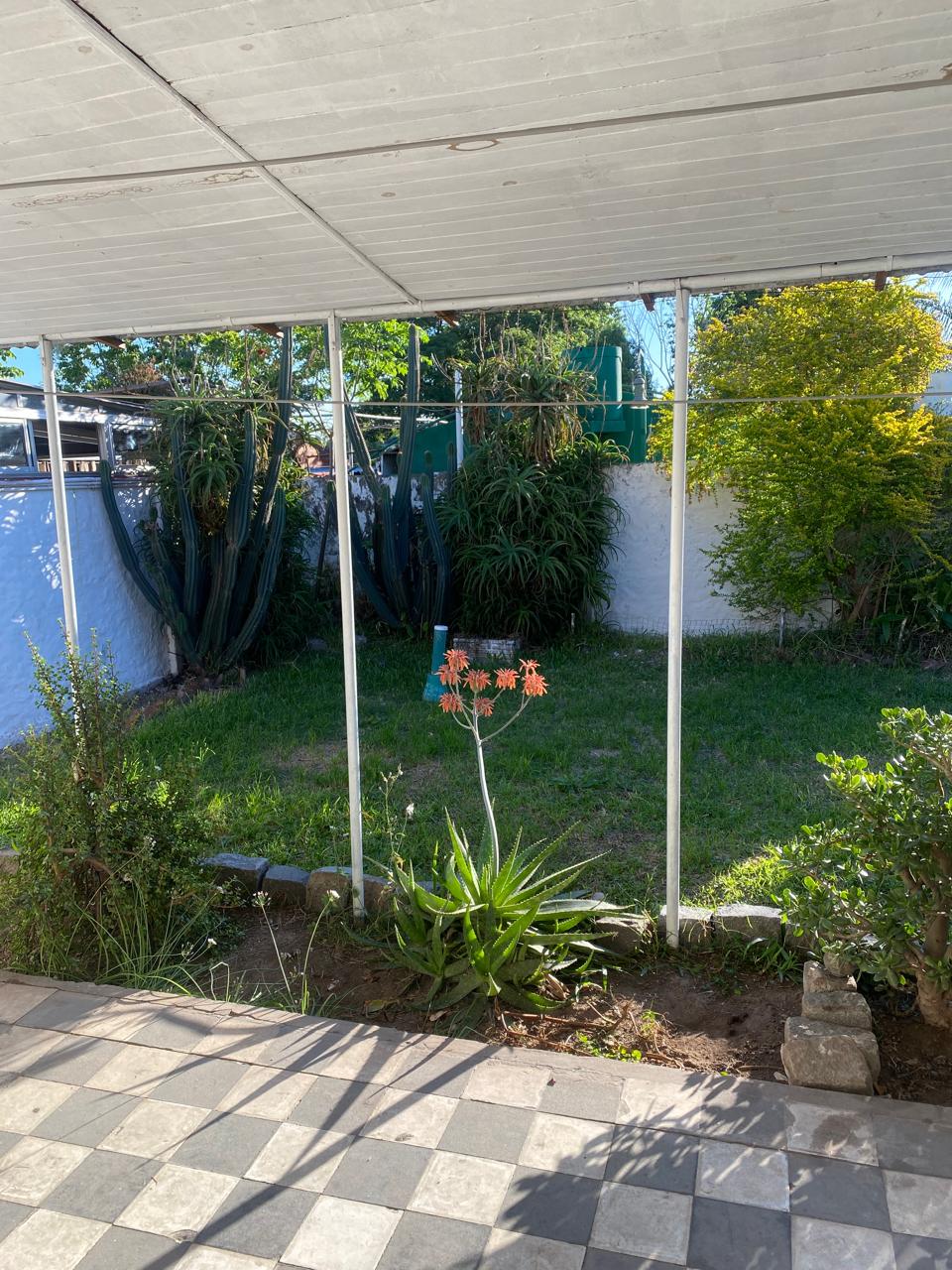 Oportunidad!! Casa en venta con departamento al fondo – Llavallol – Lomas de Zamora