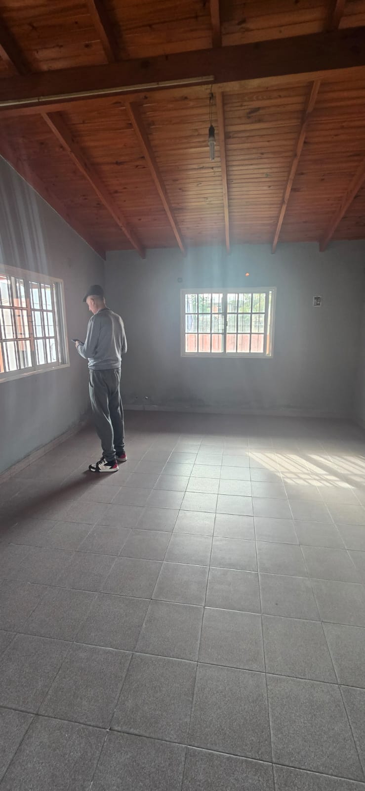Casa en alquiler – Burzaco – Almirante Brown
