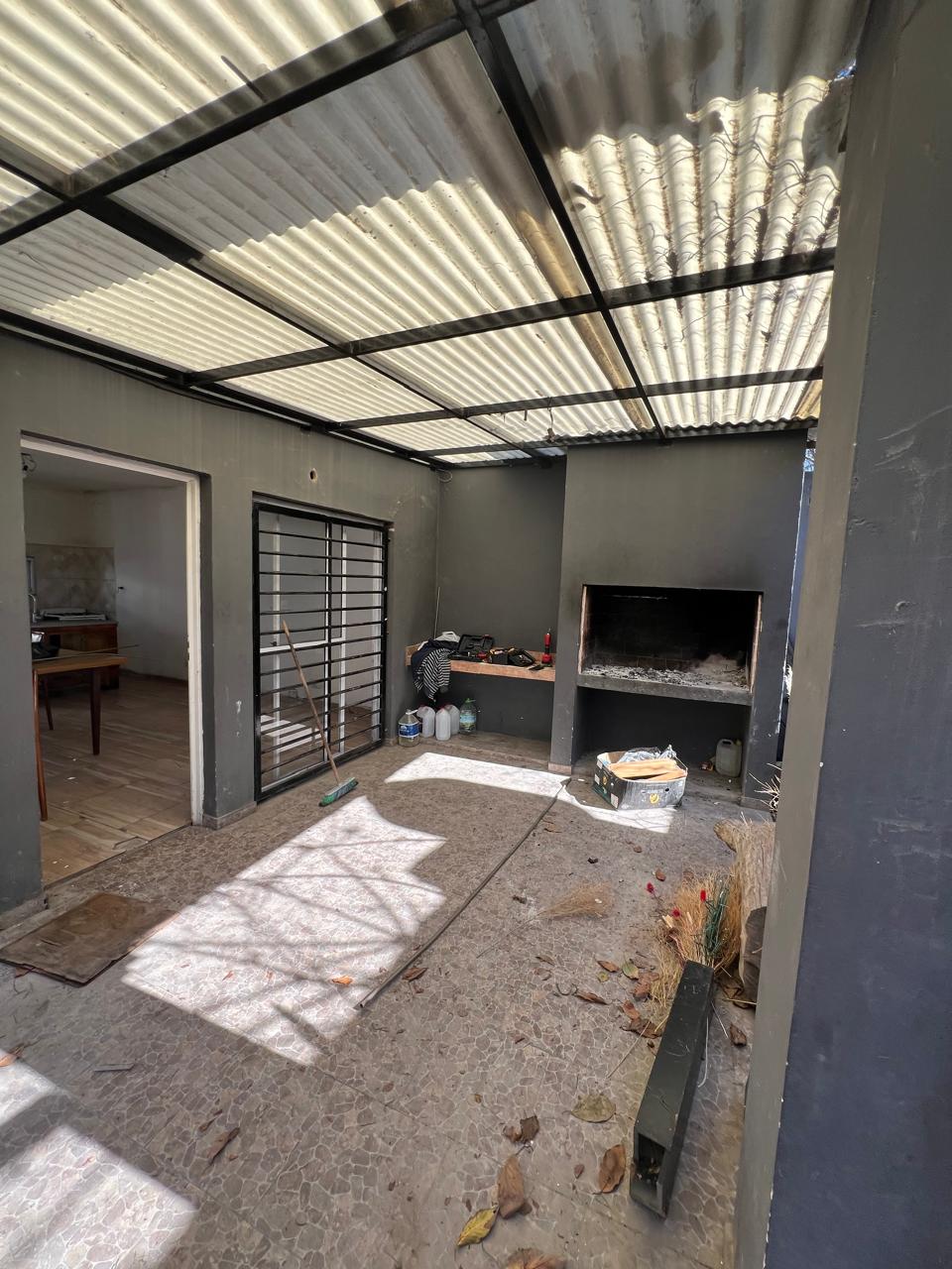 2a347573-102d-4e94-b220-60cc6e567d9b Departamento tipo casa al fondo en alquiler – Malvinas Argentinas – Almirante Brown