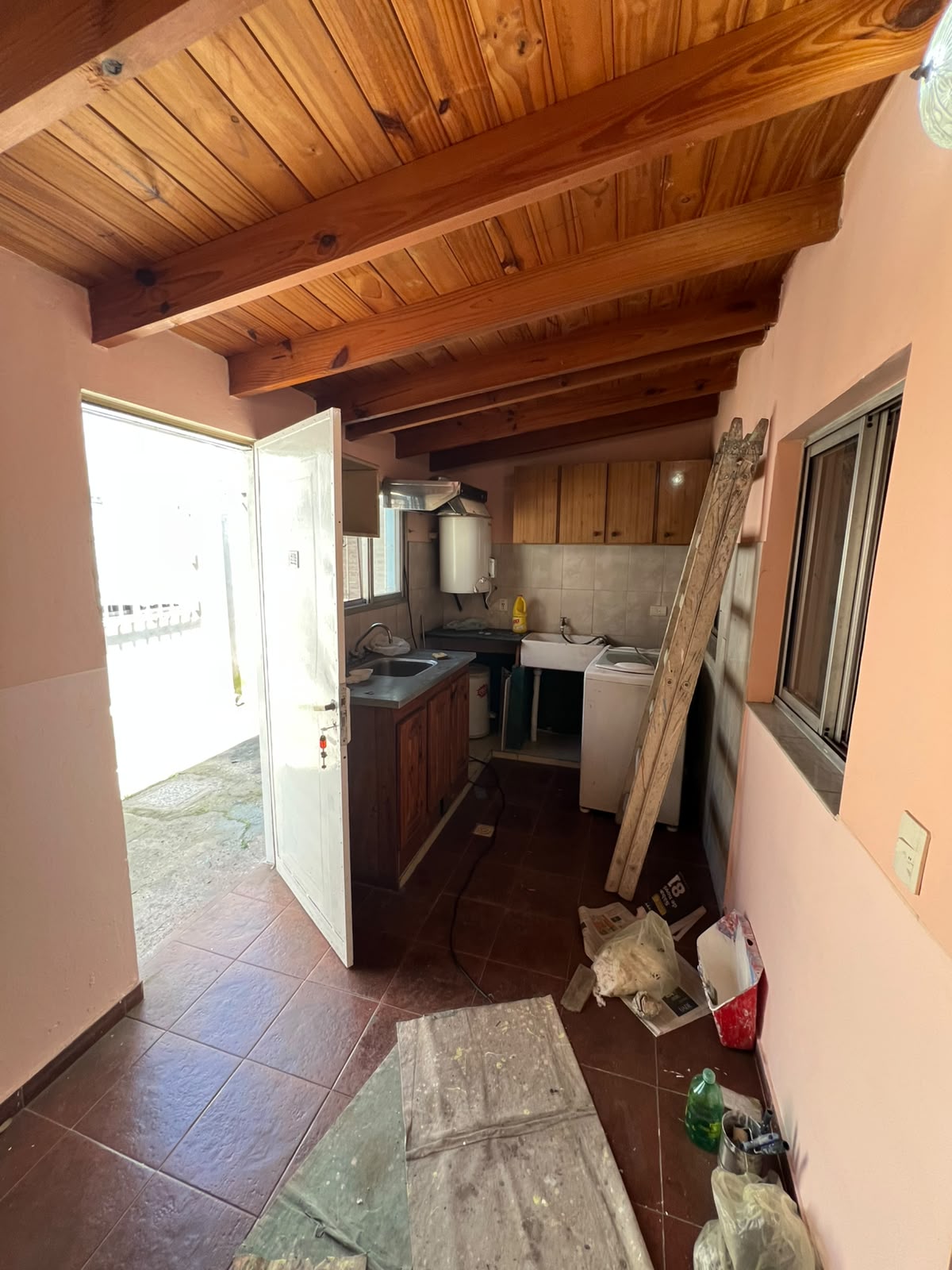 2e050d94-c21c-44bb-8e5d-433a2256c4f1 Departamento al fondo en alquiler – Jose Marmol – Almirante Brown