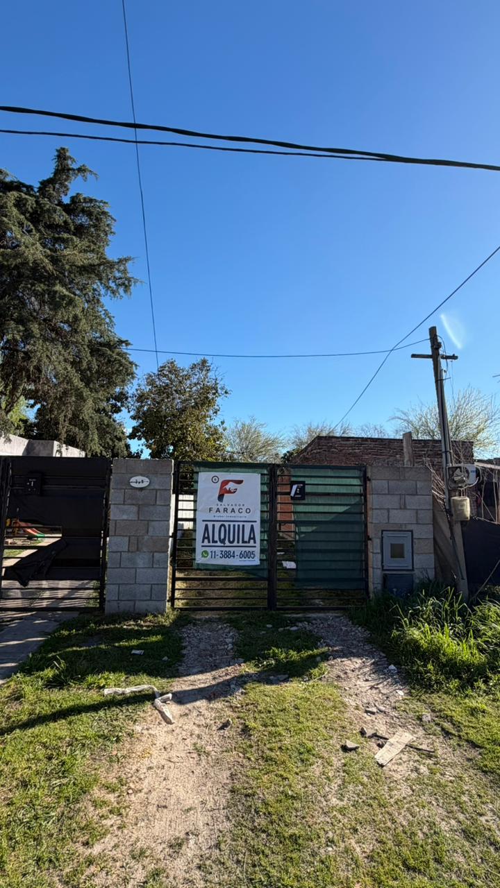 435fde7a-1138-4bdb-9e96-60580bfa00ec Departamento tipo casa al fondo en alquiler – Malvinas Argentinas – Almirante Brown