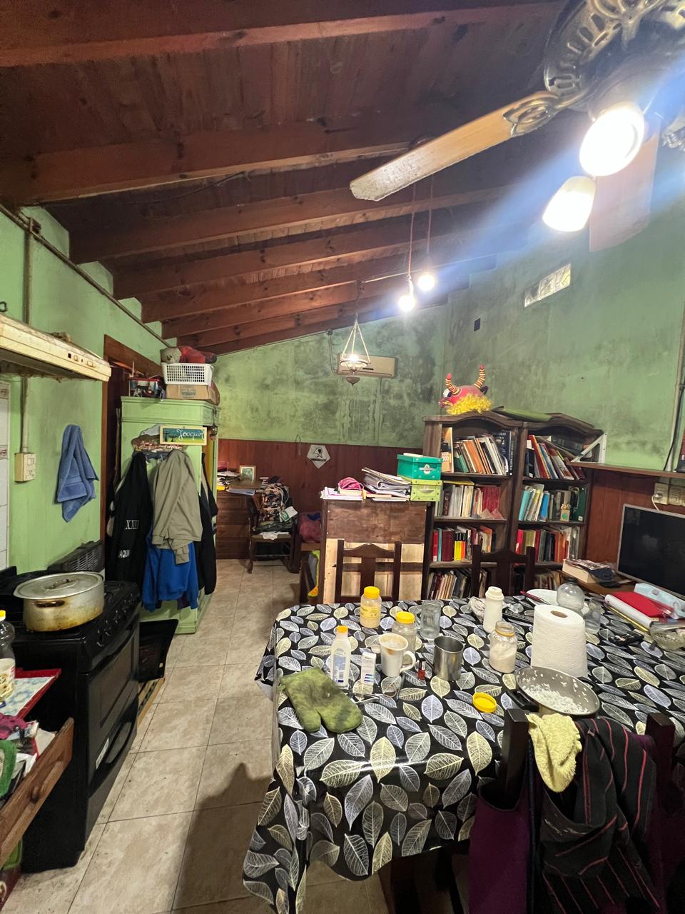 4d4113c6-8eae-49a7-8488-4bce9a5f9914 Casa con departamento al fondo en venta – Malvinas Argentinas – Almirante Brown