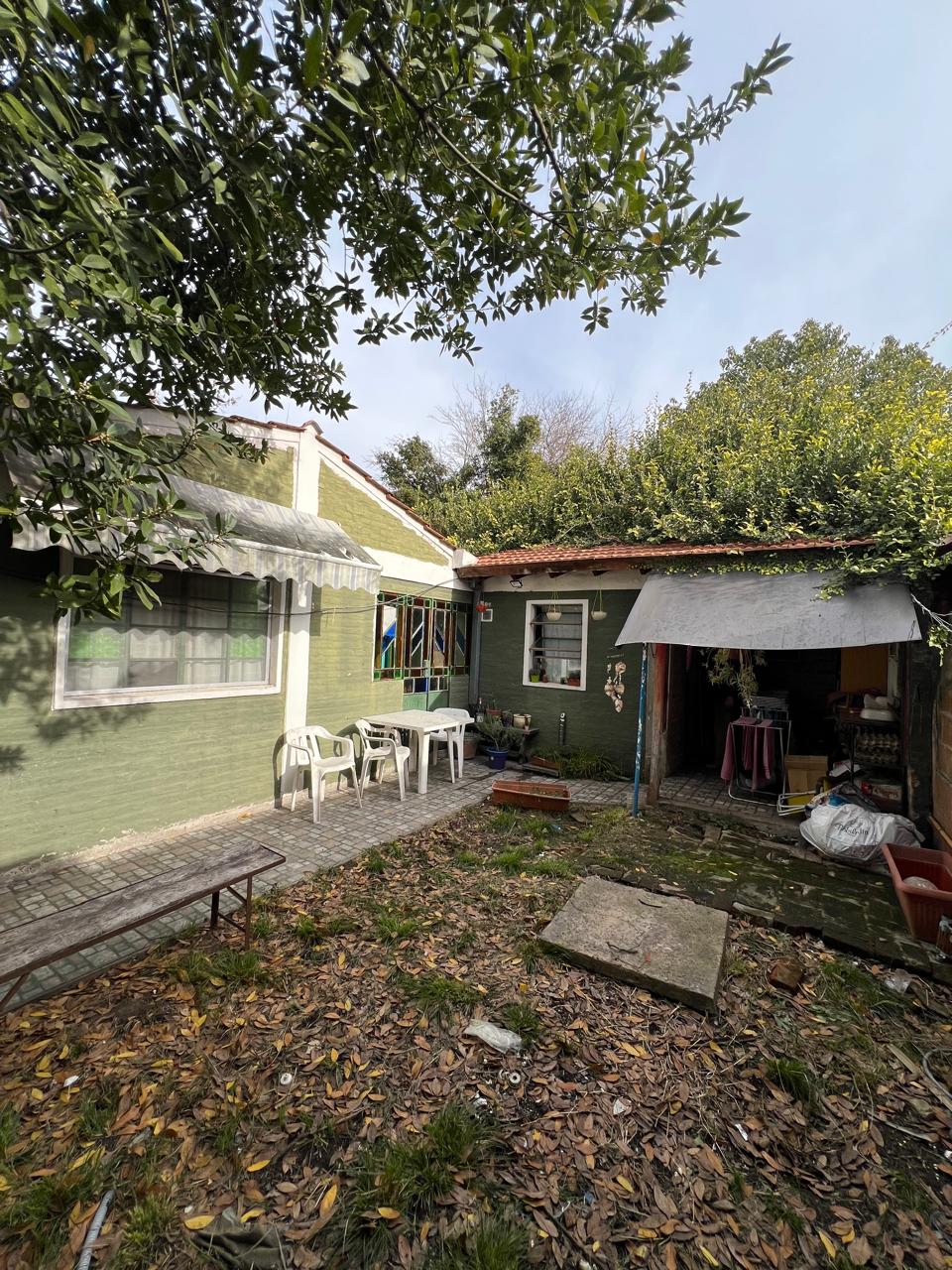 6929bbd7-a095-4c19-8372-d8a8dcae38fc Casa con departamento al fondo en venta – Malvinas Argentinas – Almirante Brown