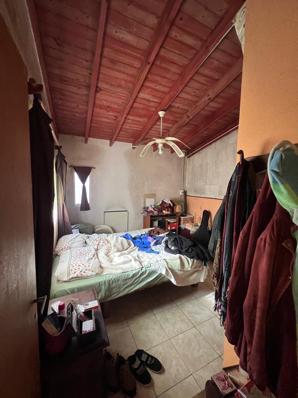 74dc6ae5-eef3-42a5-80f3-918e00ec3e8a Casa con departamento al fondo en venta – Malvinas Argentinas – Almirante Brown