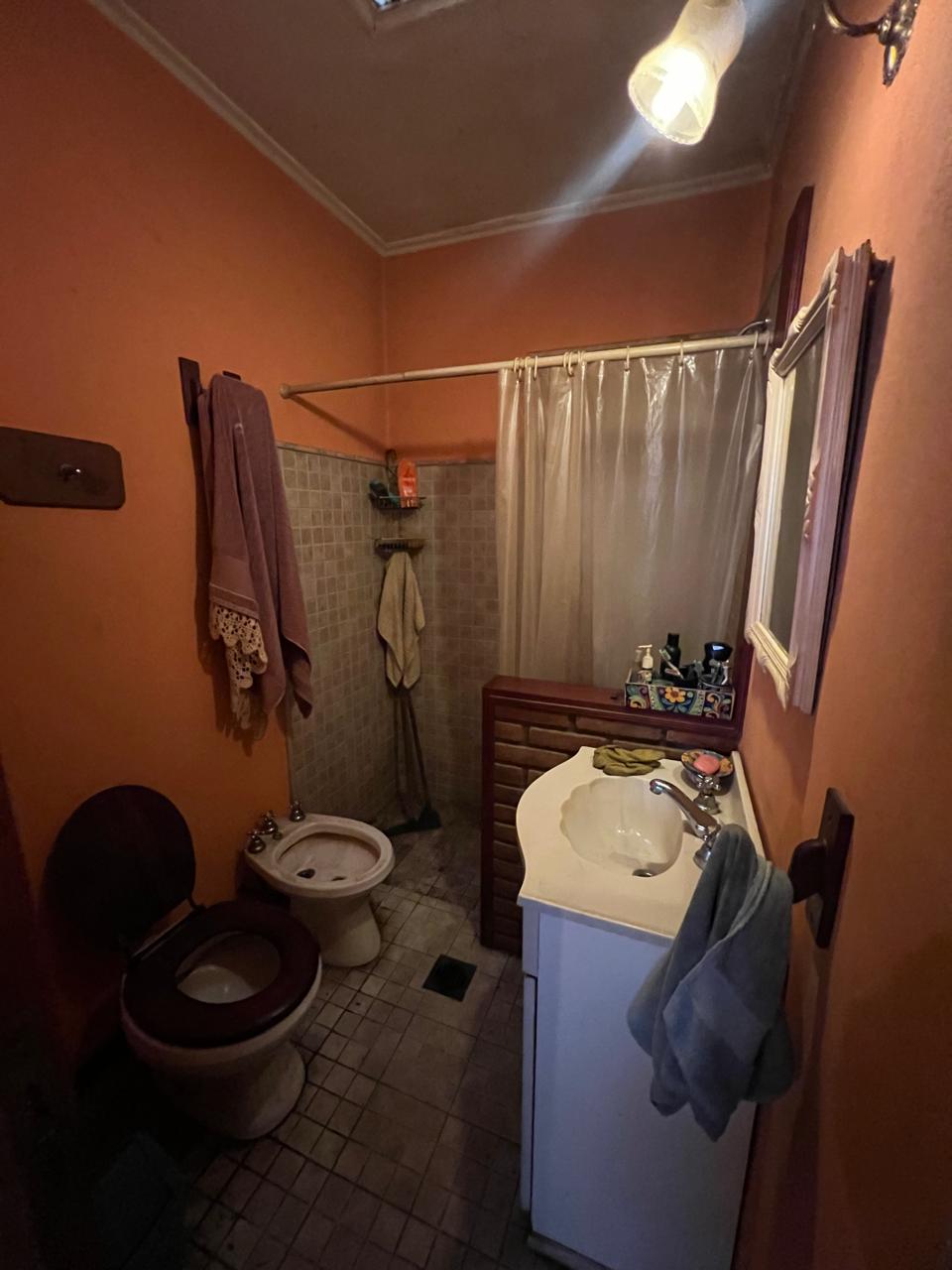 831d9122-8149-487d-a02c-fab645fd9f70 Casa con departamento al fondo en venta – Malvinas Argentinas – Almirante Brown