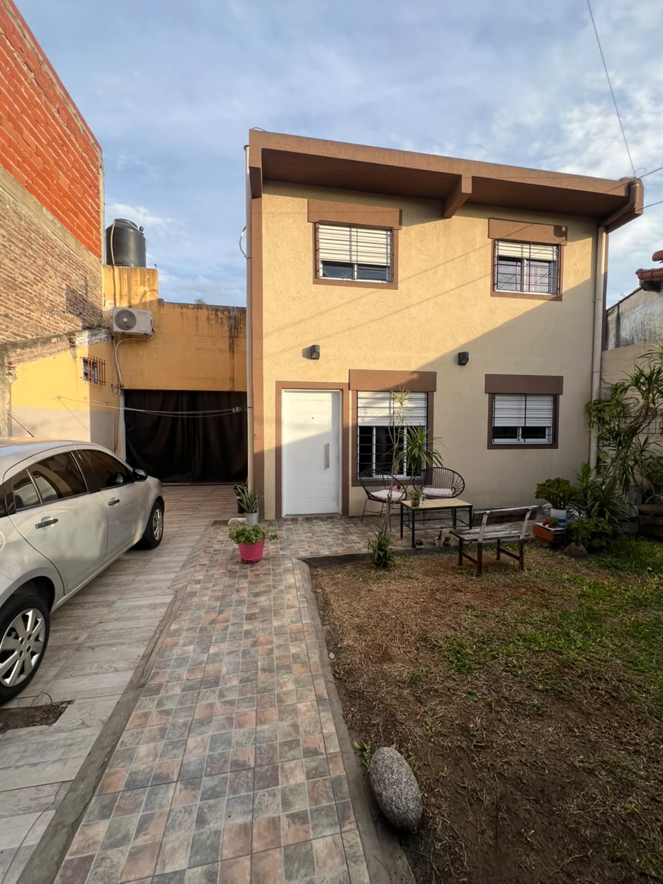 Oportunidad!!! Casa en venta – Llavallol – Lomas de Zamora