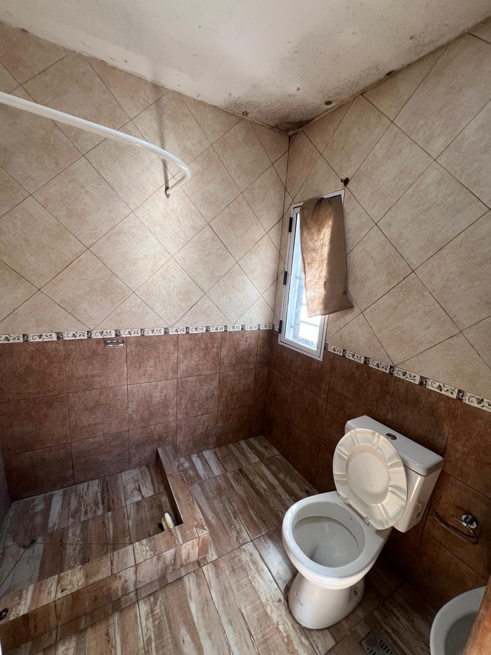 ac237ec3-4099-4483-87cd-42ff73d9e92a Departamento tipo casa al fondo en alquiler – Malvinas Argentinas – Almirante Brown