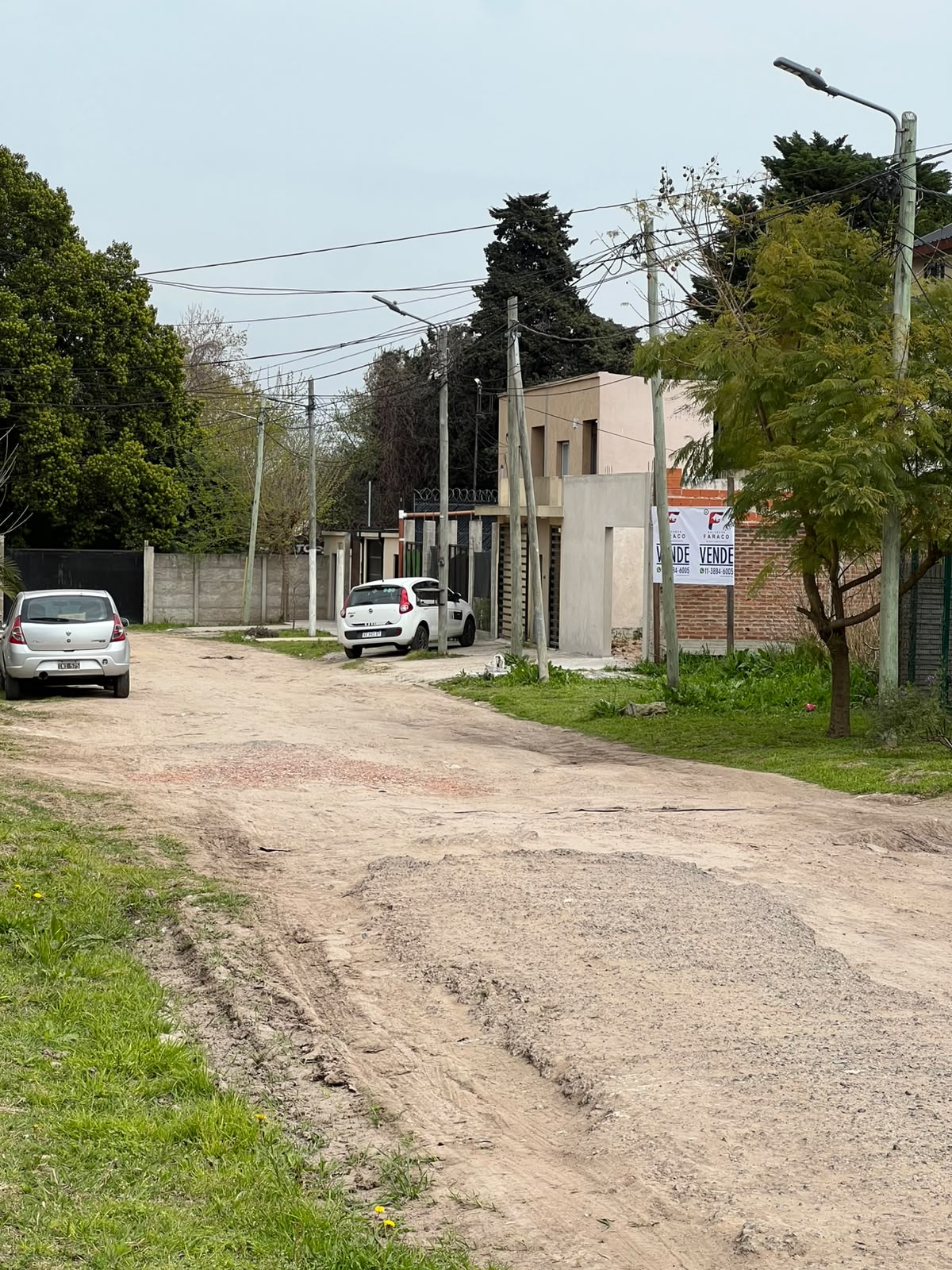 ad110c53-a0e2-48c0-9615-22d2682d428e Terreno en venta – Llavallol – Lomas de Zamora