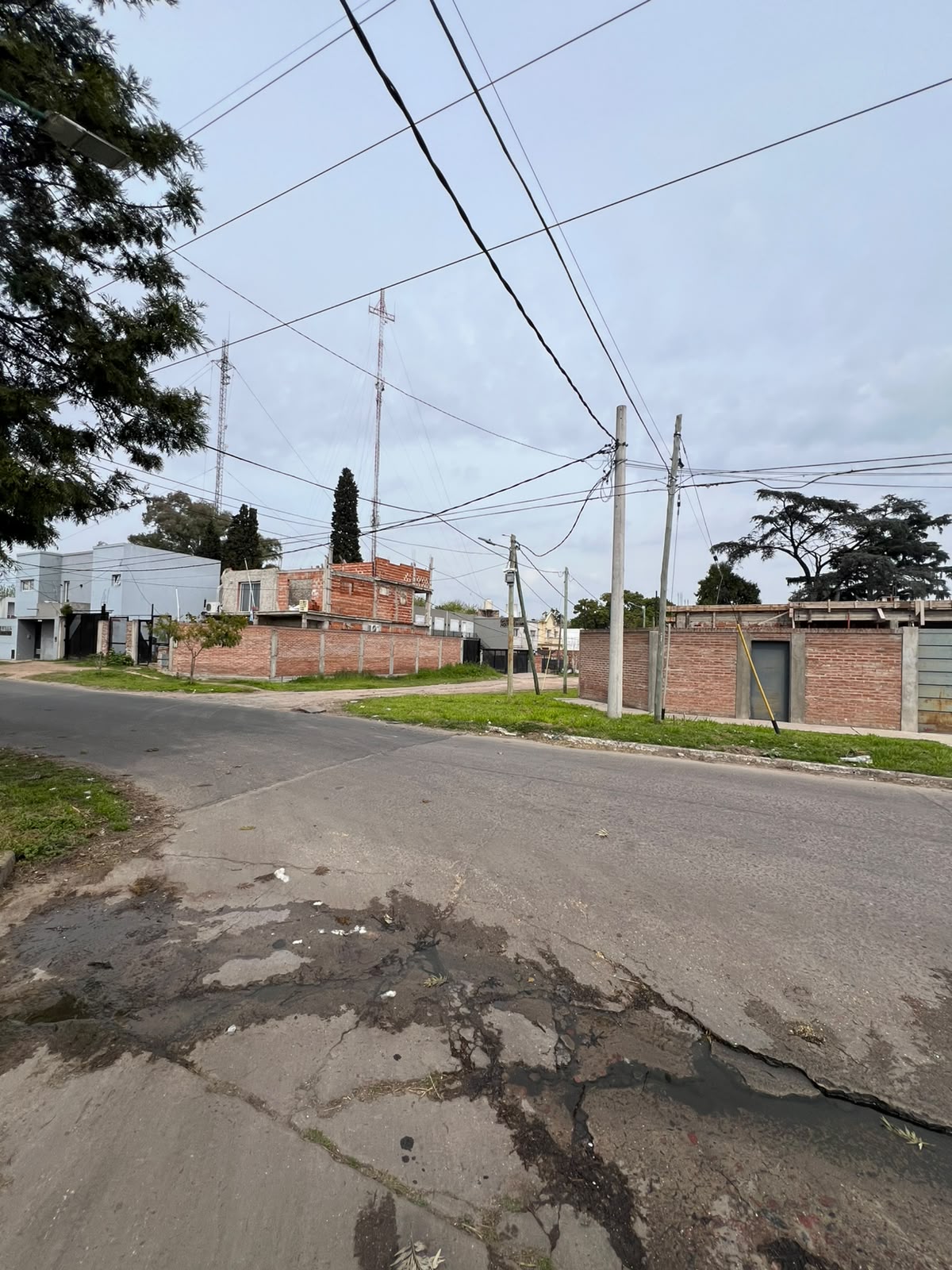 af3692f1-3a94-40fd-84c8-11d0e0b252b3 Terreno en venta – Llavallol – Lomas de Zamora
