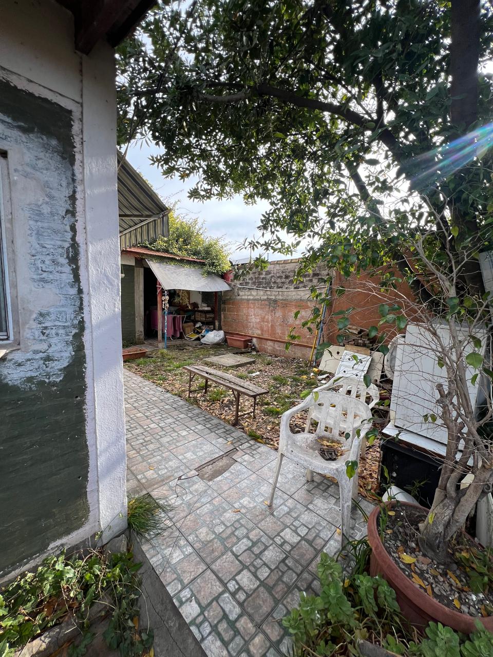e9bb4c9d-a158-4738-aad7-a1e17f207b51 Casa con departamento al fondo en venta – Malvinas Argentinas – Almirante Brown