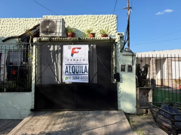Casa en alquiler – Temperley – Lomas de Zamora