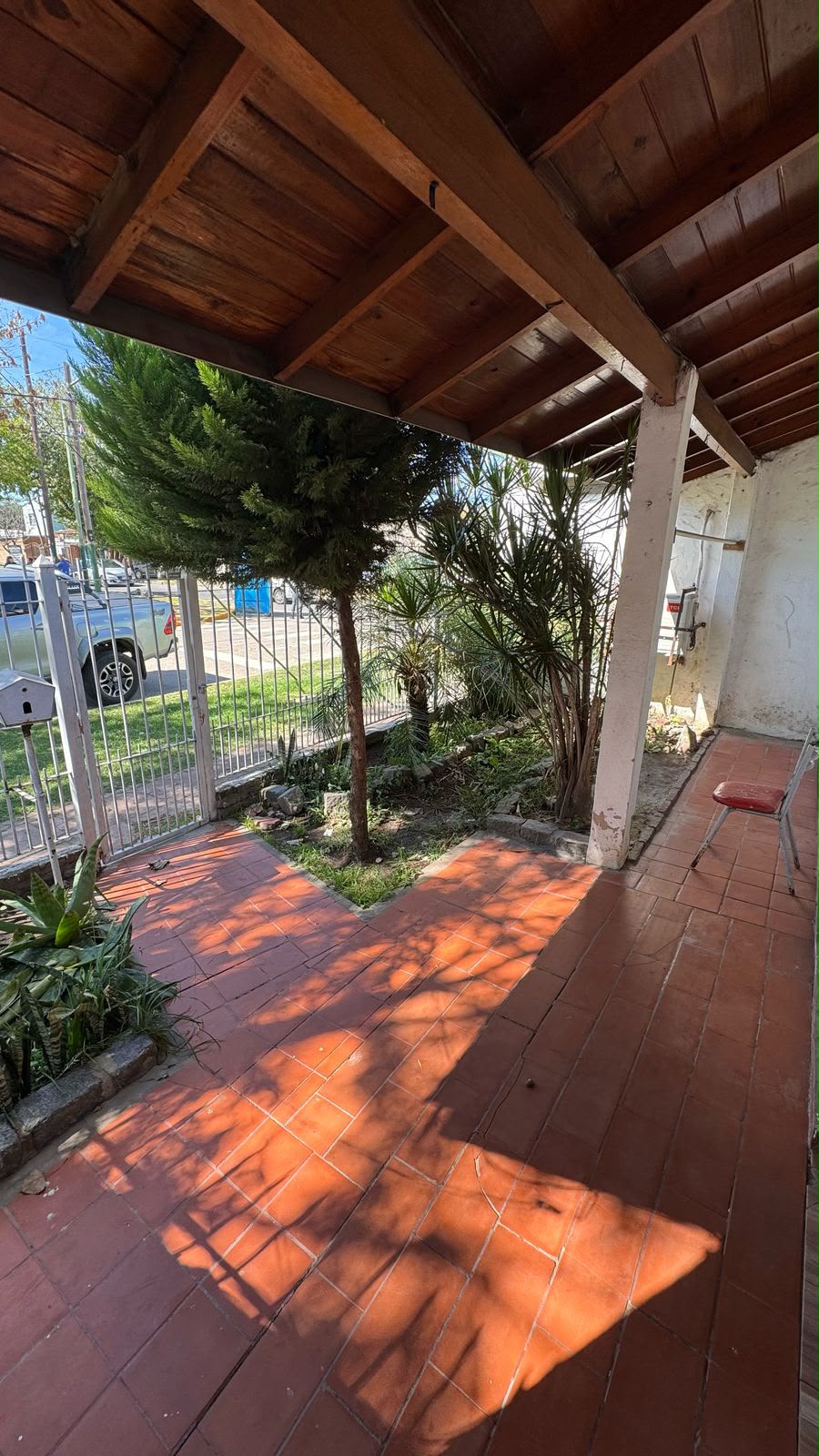 Casa en alquiler – Malvinas Argentinas – Almirante Brown