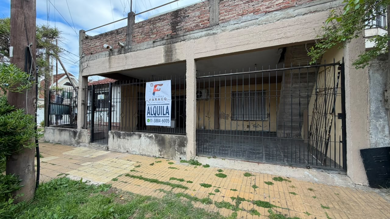 c11c2bbe-a009-4499-a12d-31555f6ca5b4 Casa en alquiler – Turdera – Lomas de zamora