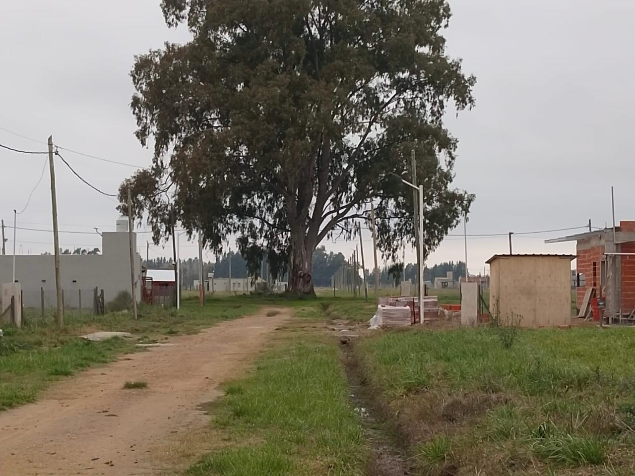 fc9b40f5-c189-49c3-b5f5-3b6ffb40a94f Oportunidad!!! Lote en venta – San vicente – Canning